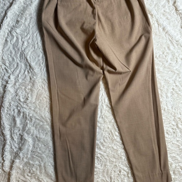 Banana Republic Hayden Pants | Women’s Size 2 | Beige Tapered Work Trousers - Picture 6 of 7
